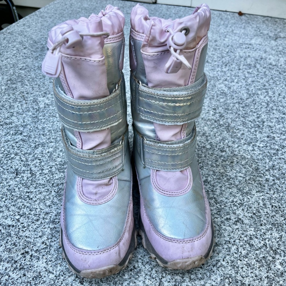 Lands End kids winter boots size 3